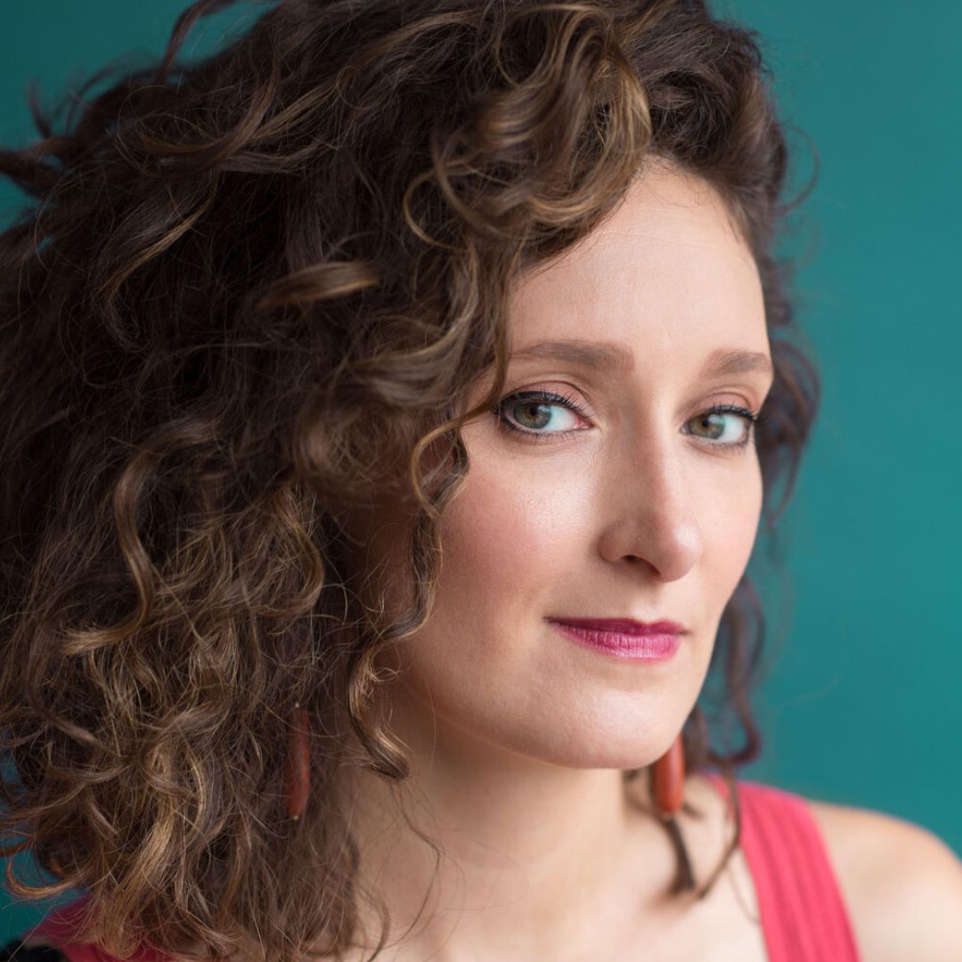 Portrait of Zosha di Castri.