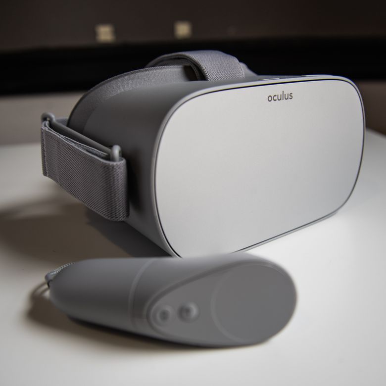 Oculus Go Standalone Virtual Reality 64 GB Headset